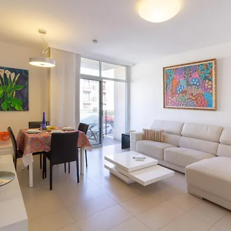 Apartment Behosty Luxury East Cost